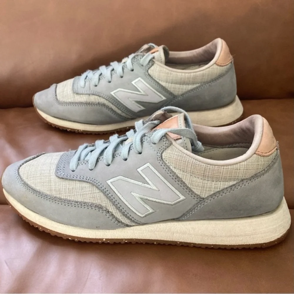 🌸 New Balance Heritage 520 in Soft Gray and White Suede Woman’s US 7.5 Athletic